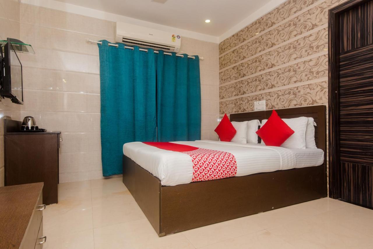 Oyo 6371 Abrol 3* Mumbai